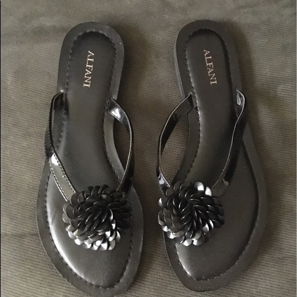 Sandals - Picture 4 of 5